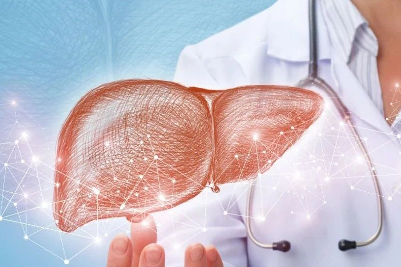 AI肝日丨沉默的肝脏“崩塌危机”与科学应对指南